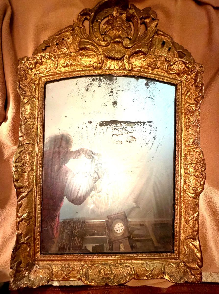 Regency Giltwood Carved Glass: Arched Pediment With Openwork And Flowers, Bérain & Tain Style Surround