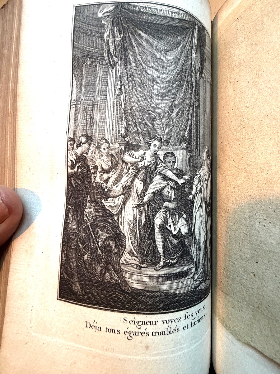 Très belle série In 8. en 5 Vol. " Théatre de P. Corneille,avec les commentaires" illustré 1776-photo-2