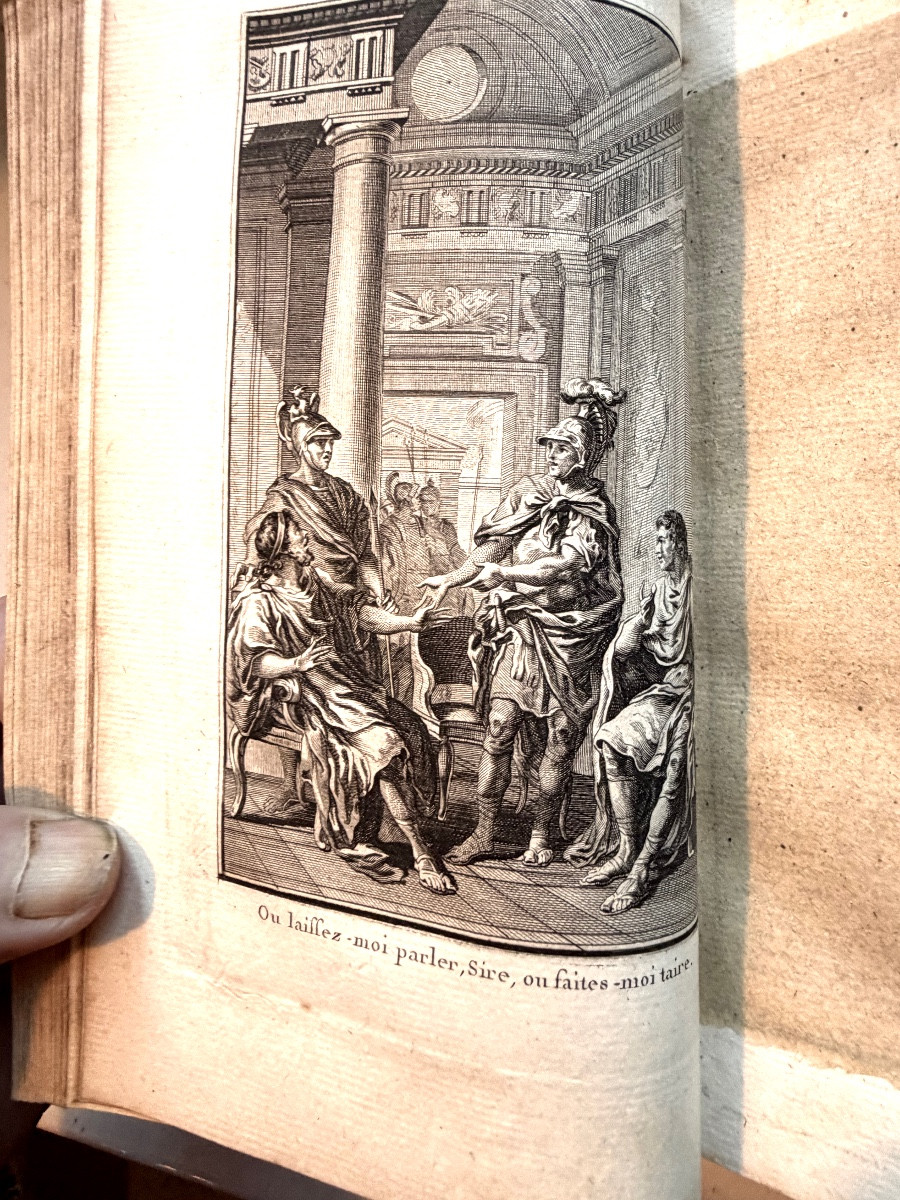 Très belle série In 8. en 5 Vol. " Théatre de P. Corneille,avec les commentaires" illustré 1776-photo-4