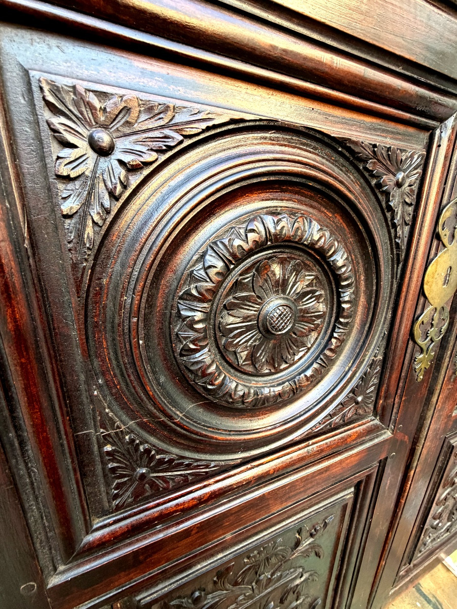 Rare Pair Of Richly Carved Walnut Cupboard Doors With Three Dark Patinated Louis XIV Panels-photo-6
