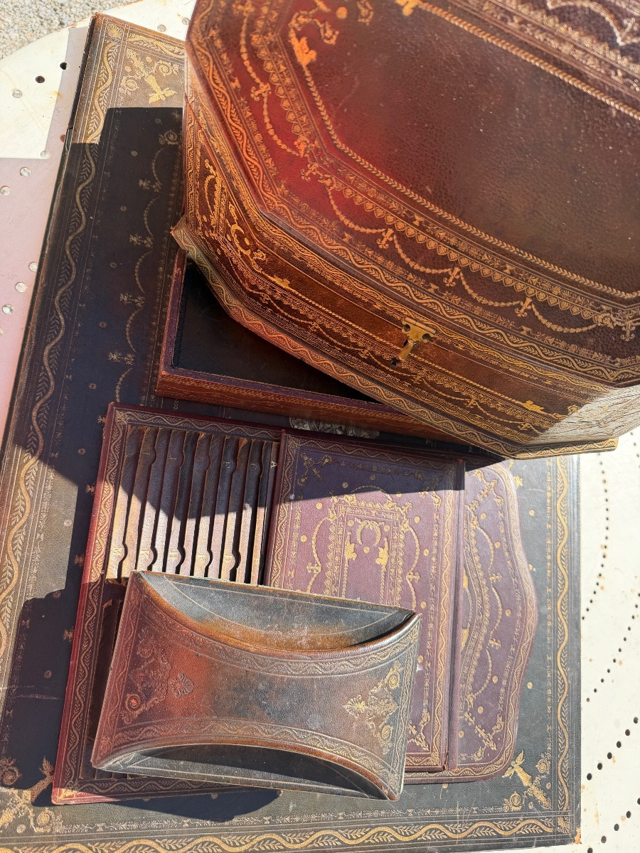 5 pièces, garniture de bureau maroquin olive , boite a courrier sous main aux armes Impériales-photo-8