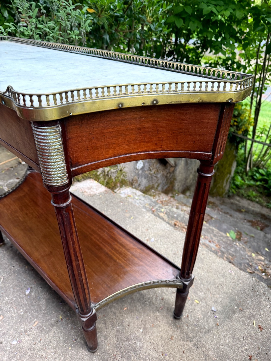 Elégante Console Louis XVI en desserte , XVIIIème en acajou plateau marbre blanc cotés cintrés-photo-2