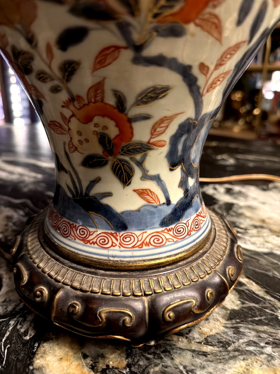 Grande lampe de salon en porcelaine Imari Japon XIX eme montage bronze ornemental de qualité -photo-2