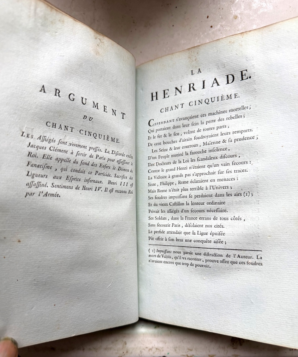 Bel exemplaire In 8 de 1784 :"La Henriade" de Voltaire sur grd.papier bleuté avec des remarques-photo-8