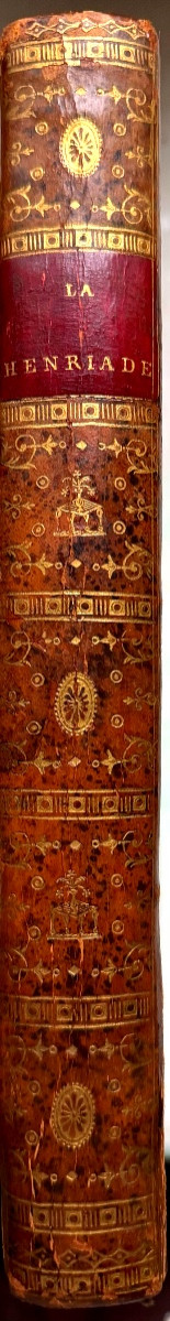 Bel exemplaire In 8 de 1784 :"La Henriade" de Voltaire sur grd.papier bleuté avec des remarques