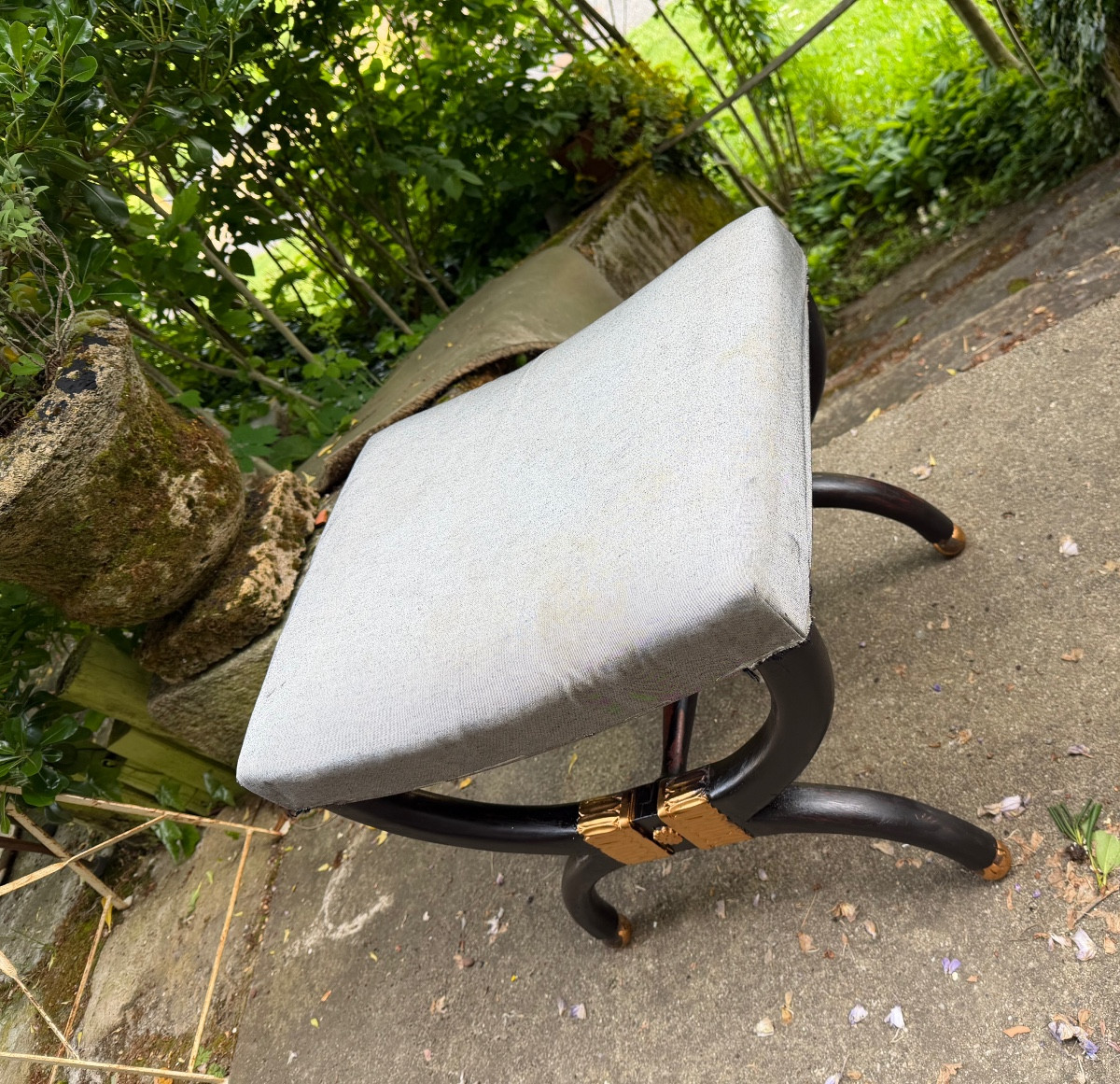  Elegant Charles X-style X-shaped Stool In Black Lacquered Mahogany With Gilded Palmettes, Late 19th Century-photo-2