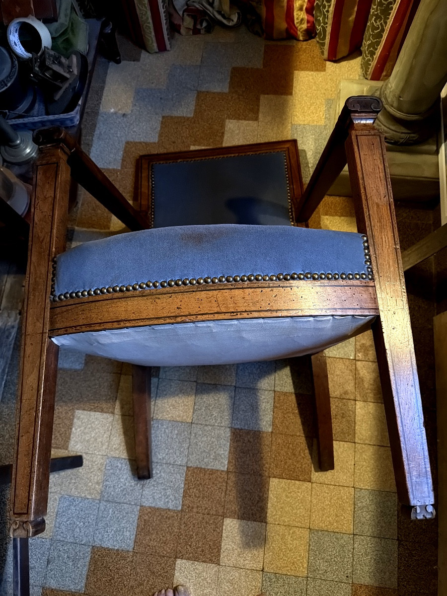 Elégant fauteuil style Directoire en merisier accotoirs droits en merisier et filets d'amarante-photo-5