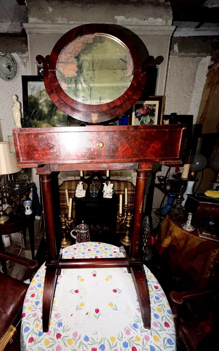 Charmante poudreuse de voyage en placage d'acajou flammé d'époque 1er Empire tiroir en ceinture-photo-7