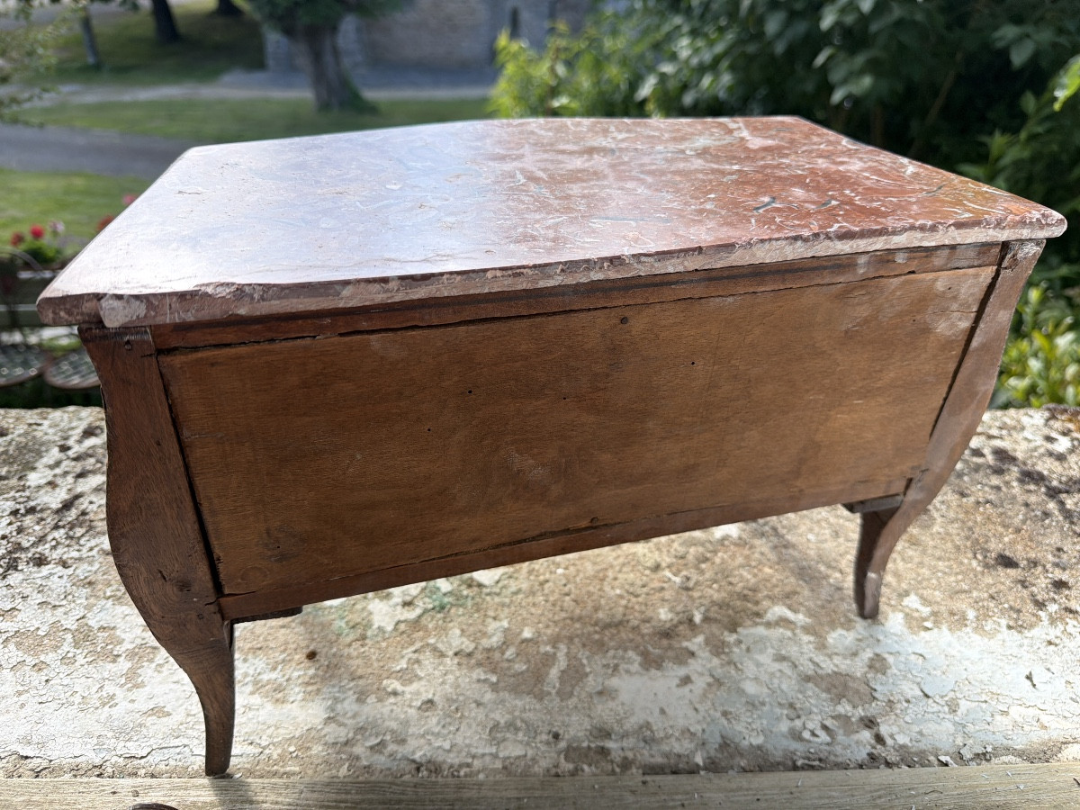Charmante Commode "petite maitrise"sauteuse marquetée XIXème, style Louis XV, marbre & bronzes-photo-2
