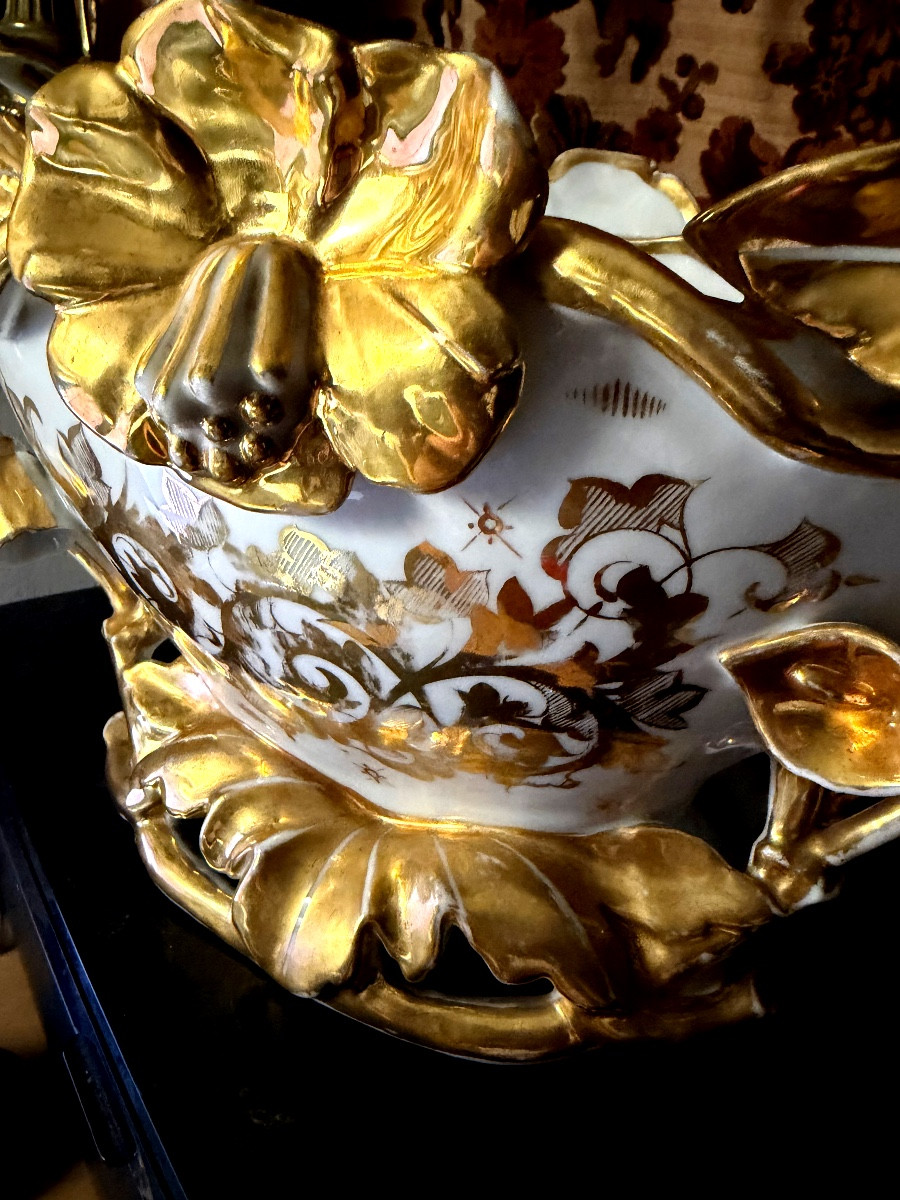 Important beau vase ,dit de mariage en porcelaine blanche dorée a l'or vif ,ép ; Louis Philippe-photo-3