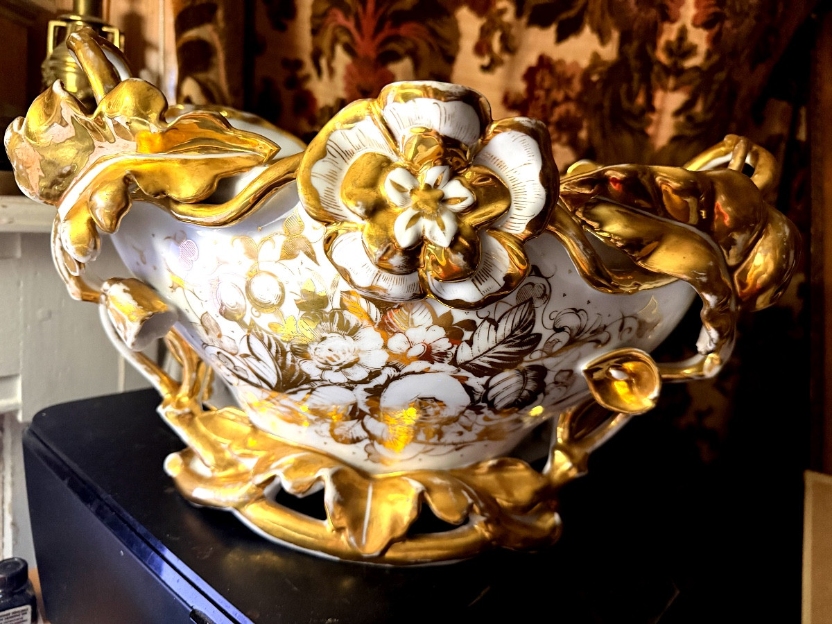 Important beau vase ,dit de mariage en porcelaine blanche dorée a l'or vif ,ép ; Louis Philippe-photo-1