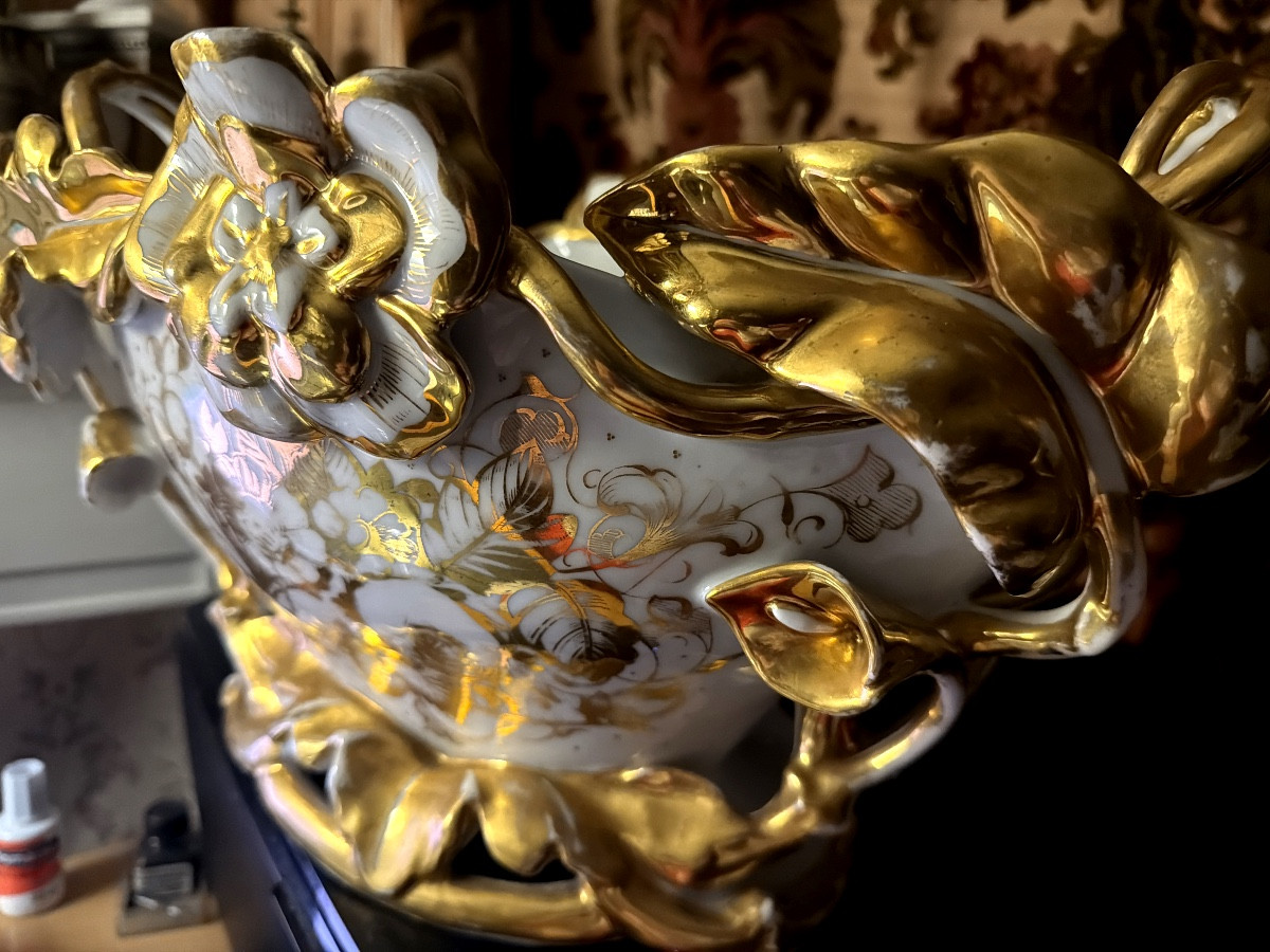 Important beau vase ,dit de mariage en porcelaine blanche dorée a l'or vif ,ép ; Louis Philippe-photo-8