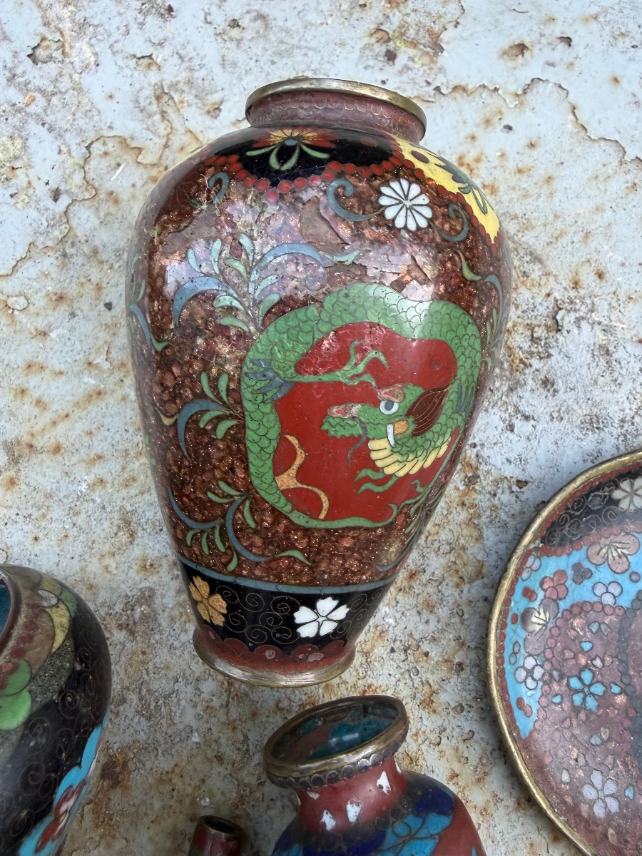  Collection de sept bronzes cloisonnés miniature Chinois du XIXème : vases , coupe et potiche -photo-2