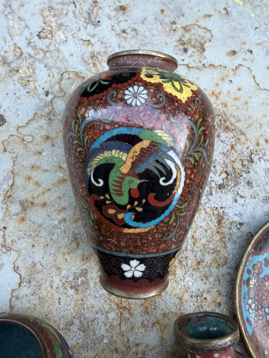  Collection de sept bronzes cloisonnés miniature Chinois du XIXème : vases , coupe et potiche -photo-7