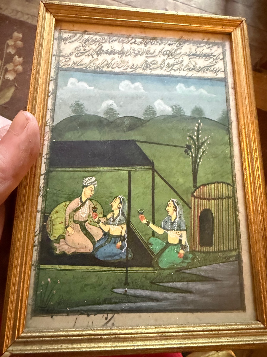 Peinture a la miniature Indienne d'une scène d'offrande  au sultan sous le dais d'un jardin XIX-photo-5