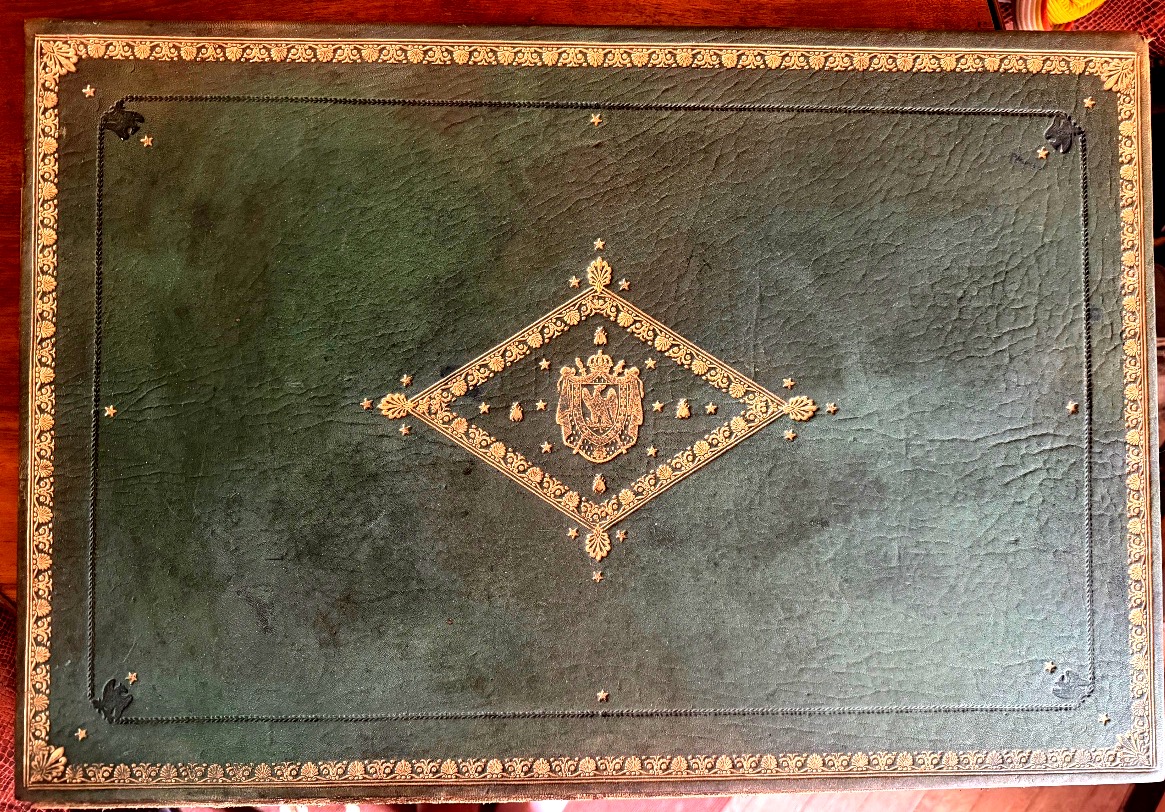 Important sous main en maroquin vert se style Premier Empire aux Armes Impériales de la fin XIX