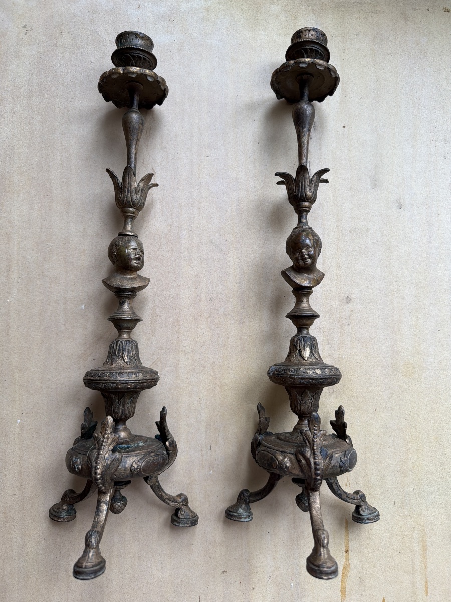 Paire de  grands flambeaux en bronze patinés Napoléon III « Jean qui pleure et Jean qui rit » 