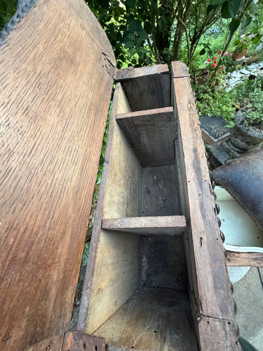 Eclectique siège de commodité d'époque Louis XV en bois fruitier dessus croute  cuir , bac zinc-photo-1