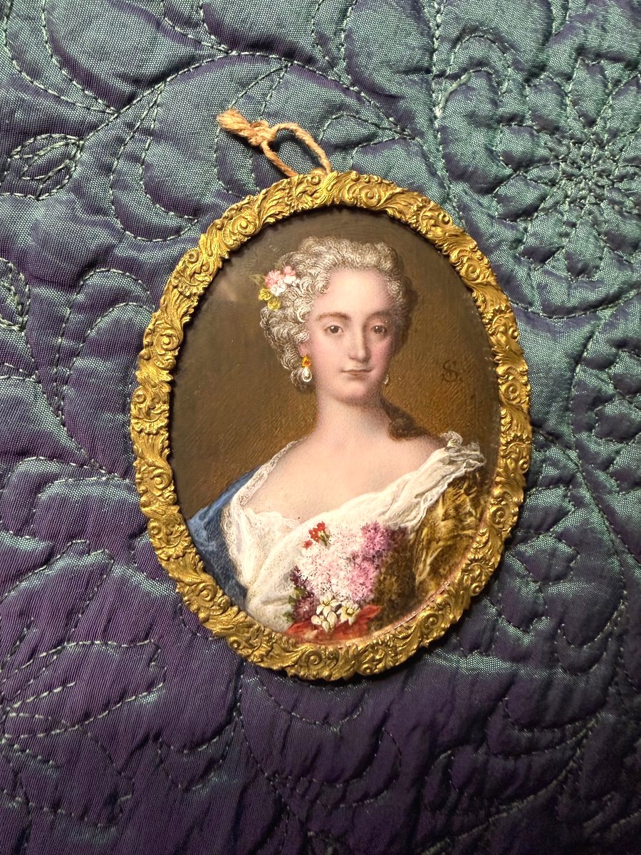 Beau et fin portrait a la miniature sur ivoire XVIIIème d'une Dame de qualité d'époque Louis XV-photo-3