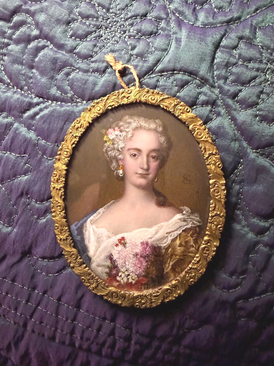 Beau et fin portrait a la miniature sur ivoire XVIIIème d'une Dame de qualité d'époque Louis XV-photo-4