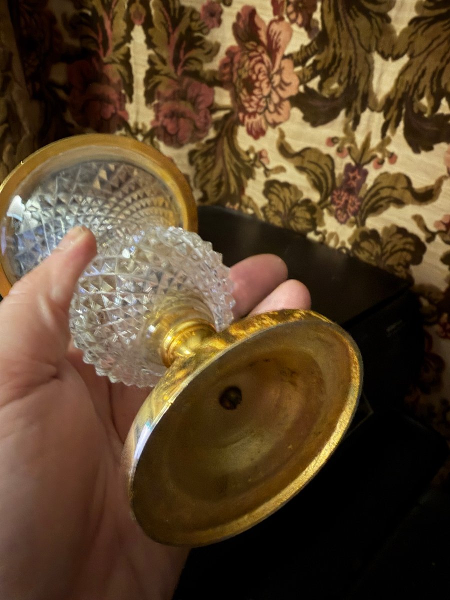  Beau Vase Médicis ,cristal taille ananas sur piedouche et col en bronze ciselé doré a l'or fin-photo-2