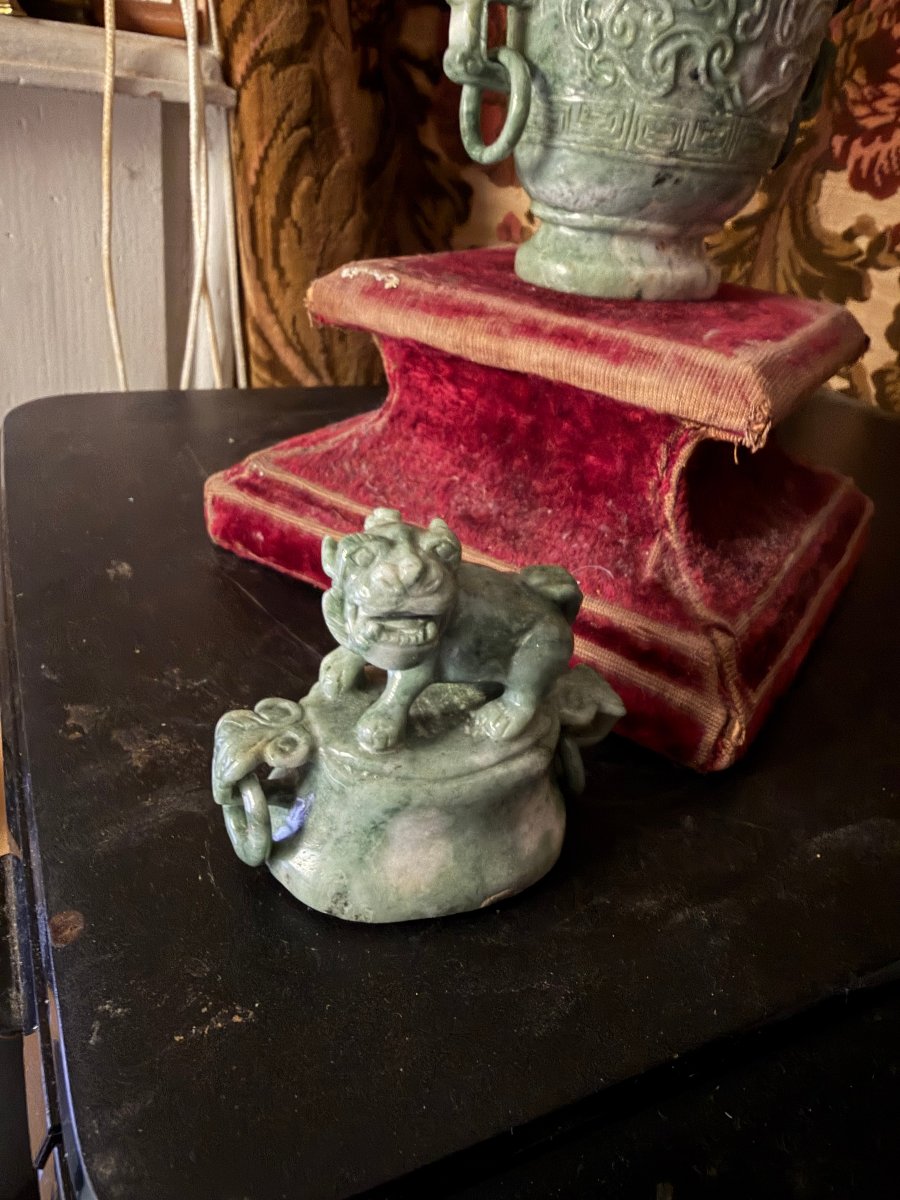 Vase Couvert , jade vert Chinois sculpté d'anneau & chien de fau , anse tête de dragons ,XIXème-photo-4