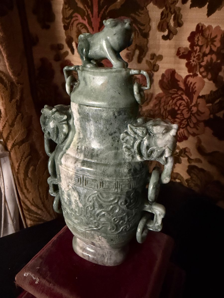 Vase Couvert , jade vert Chinois sculpté d'anneau & chien de fau , anse tête de dragons ,XIXème-photo-4