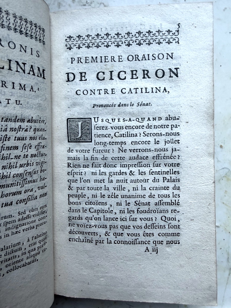 Traduction des "Oraisons de Cicéron contre Catilina" ; 1 Vol in 12 , par l'ab. de Maucroix 1710-photo-4