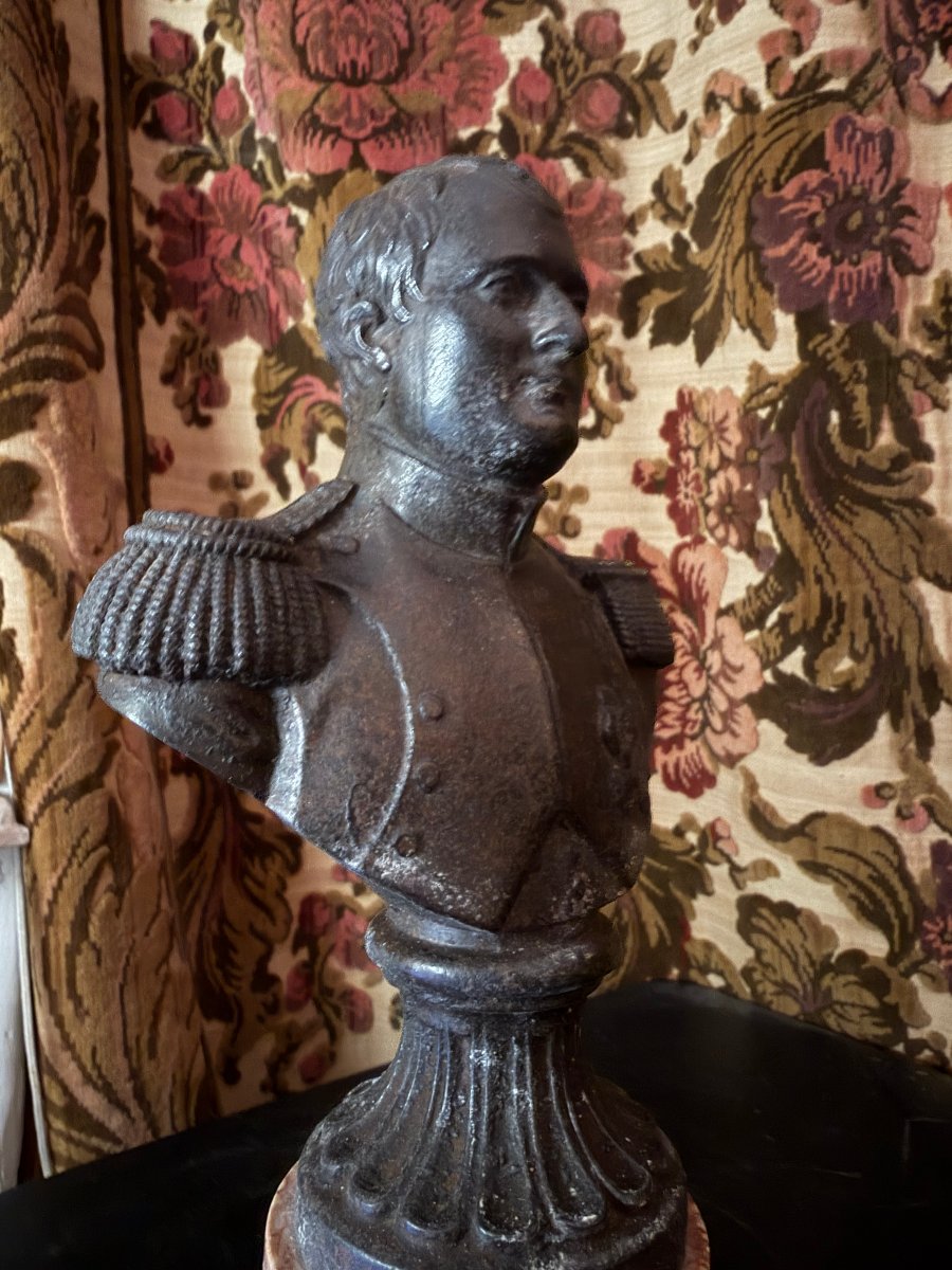 Beau  expressif buste en fonte patinée du Général Bonaparte & colonne en onyx et marbre XIX ème-photo-5