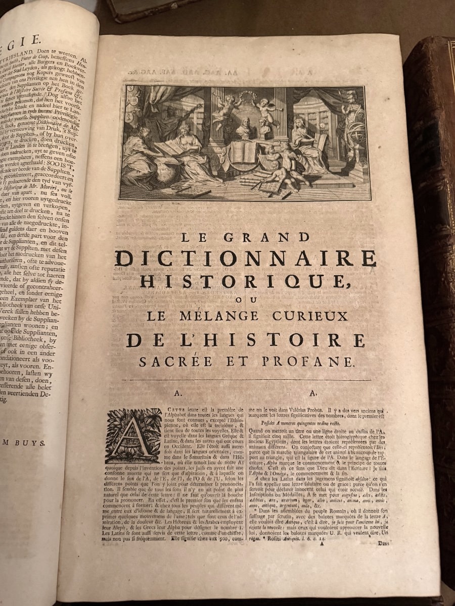 Unique exemplaire Gd In-folio , veau glacé du Grand Dictionnaire de Moréri au Chiffre "M-A" Imp-photo-2