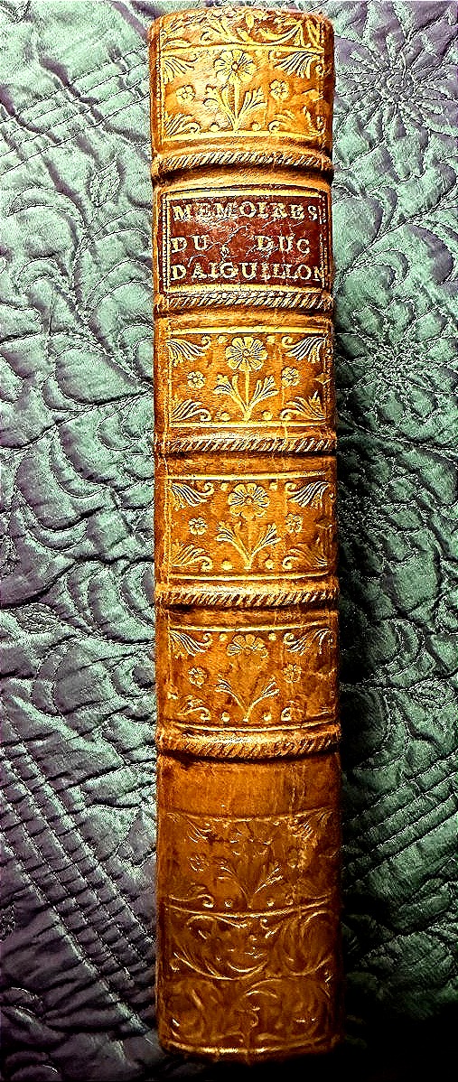  rare : 1 Vol.In 12 . A Paris 1770 ;"Mémoires pour M. le Duc d'Aiguillon" (affaire de Bretagne)