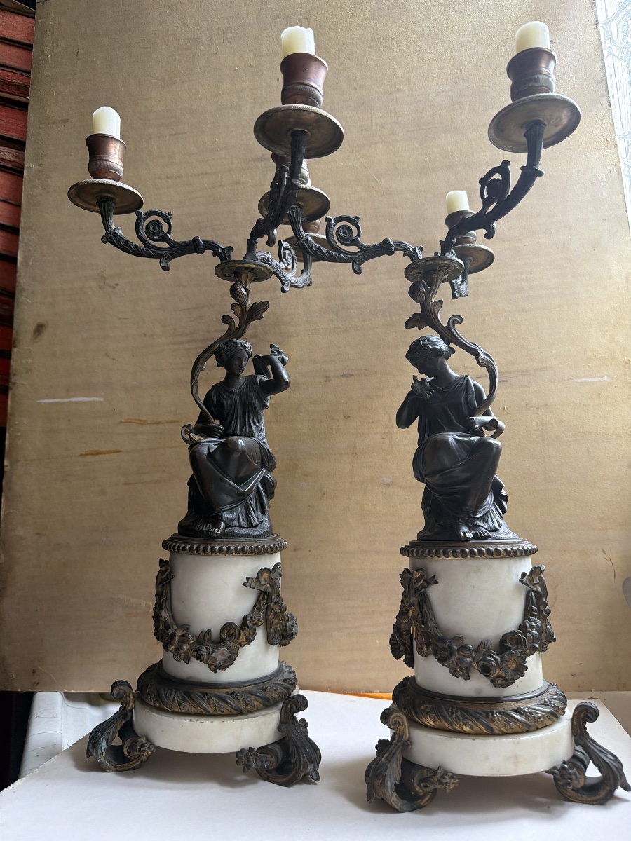 Pair Of Three-armed Castle Candelabra Made Of Carrara Marble And Chiseled Bronze With A Patina, 19-photo-3