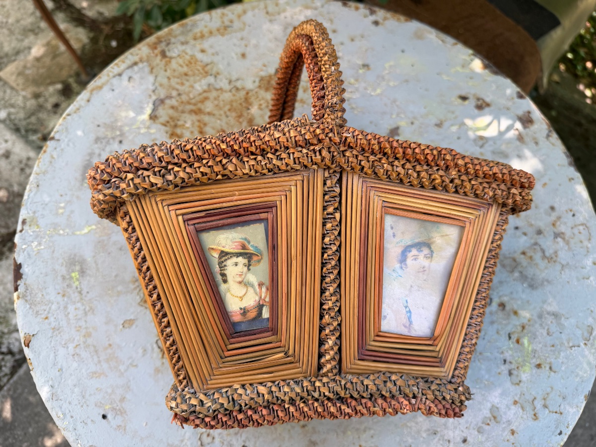 Rare And Beautiful Harvest Basket, Featuring Elegant And Delicate Wickerwork With Images Preserved Under Glass, 19th Century-photo-3