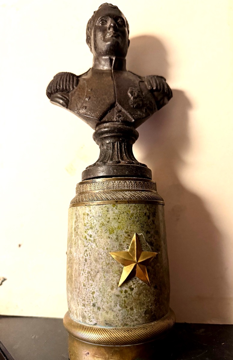 Buste fonte de fer début XIXème du" Général Buonaparte ",sur socle tambour étoilé en serpentine-photo-3