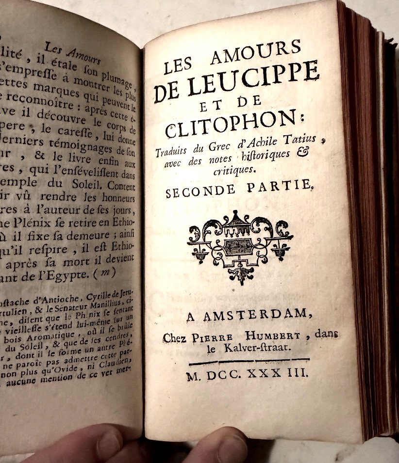  1 Vol. In 12 :"Les Amours de Leucippe et de Clitophon ," trad. du Grec . A  Amsterdam 1733-photo-6