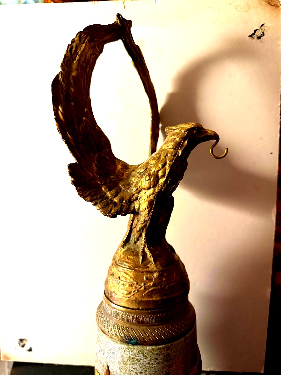 Important Porte Montre en bronze a l'aigle ailes levées en bronze doré socle serpentine XIXè-photo-3