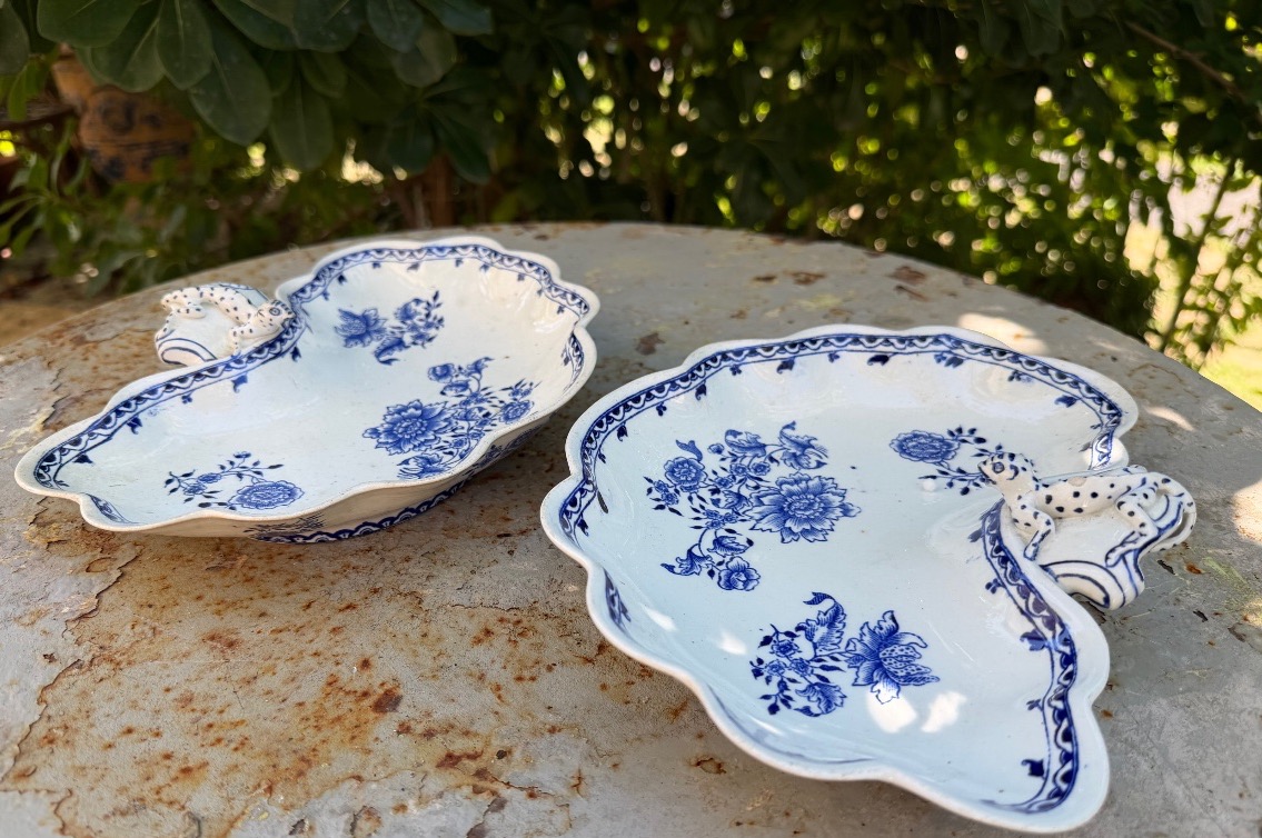 Belle paire de Ravier en faïence de Longwy collection "Chinois" émail blanc ,motif bleus XIXème-photo-3