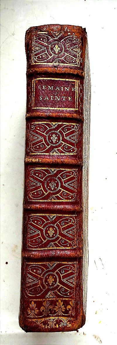 Aux Armes de la Maison de  "Marie Leczinska " Riche reliure en maroquin rouge à la Fanfare 1728-photo-4