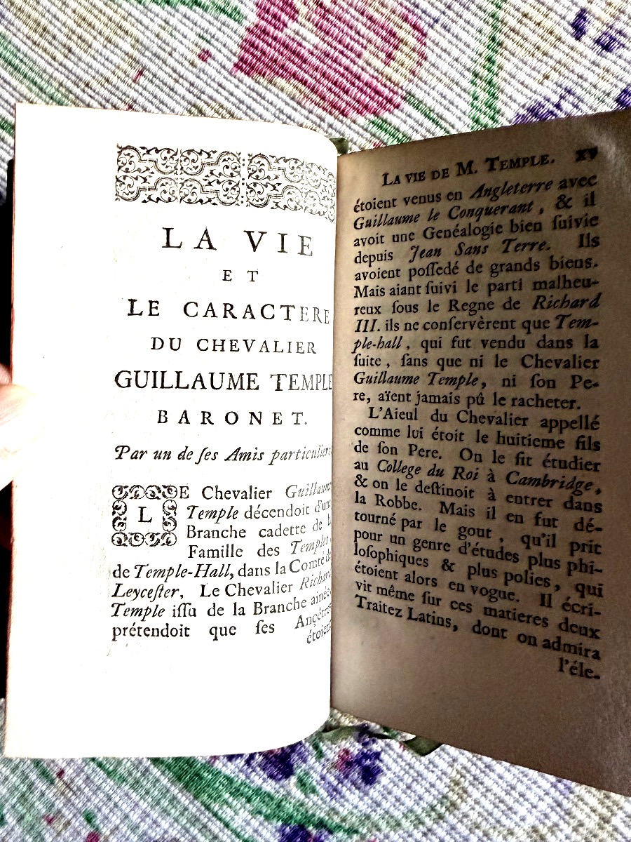 De la Bibliothèque des Princes d'Arenberg "Nouveau Mémoires du Chevalier Guillaume Temple. 1729-photo-3