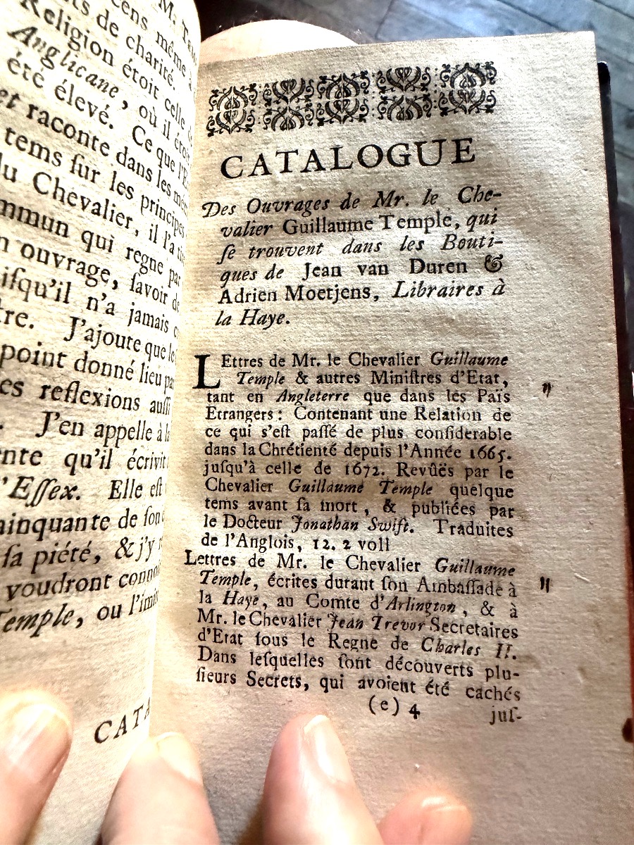 De la Bibliothèque des Princes d'Arenberg "Nouveau Mémoires du Chevalier Guillaume Temple. 1729-photo-6