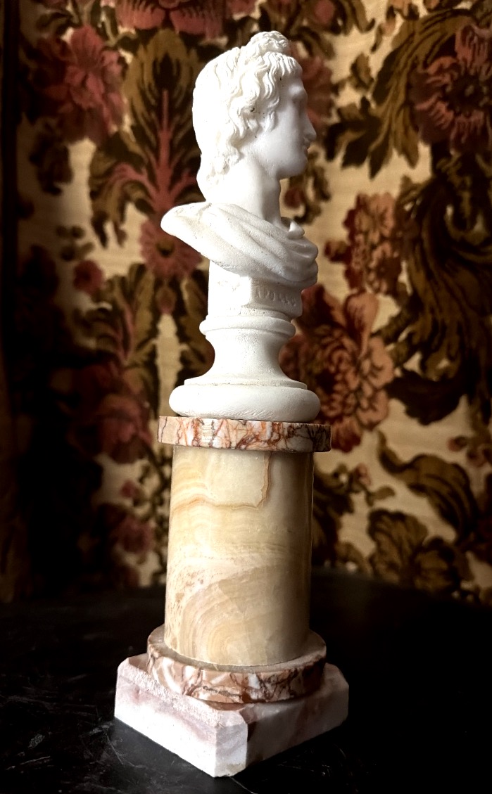 Bust Of Apollo In White Carrara Marble On An Onyx And Veined Marble Column Pedestal, 19th Century-photo-1