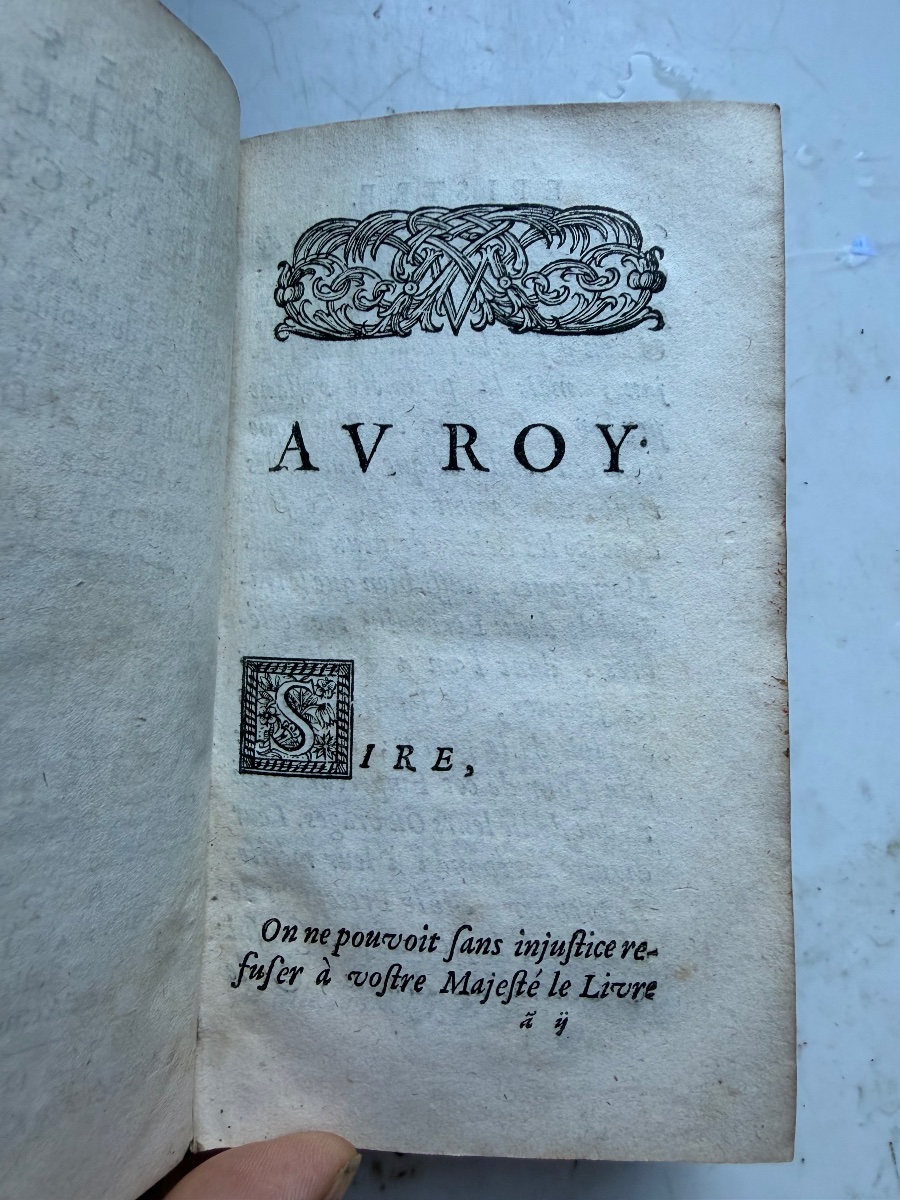 In 12  Armes des Montmorency-Fosseux (1731-1799) "Les Apohtegmes des Anciens" de N. Perrot 1664-photo-4