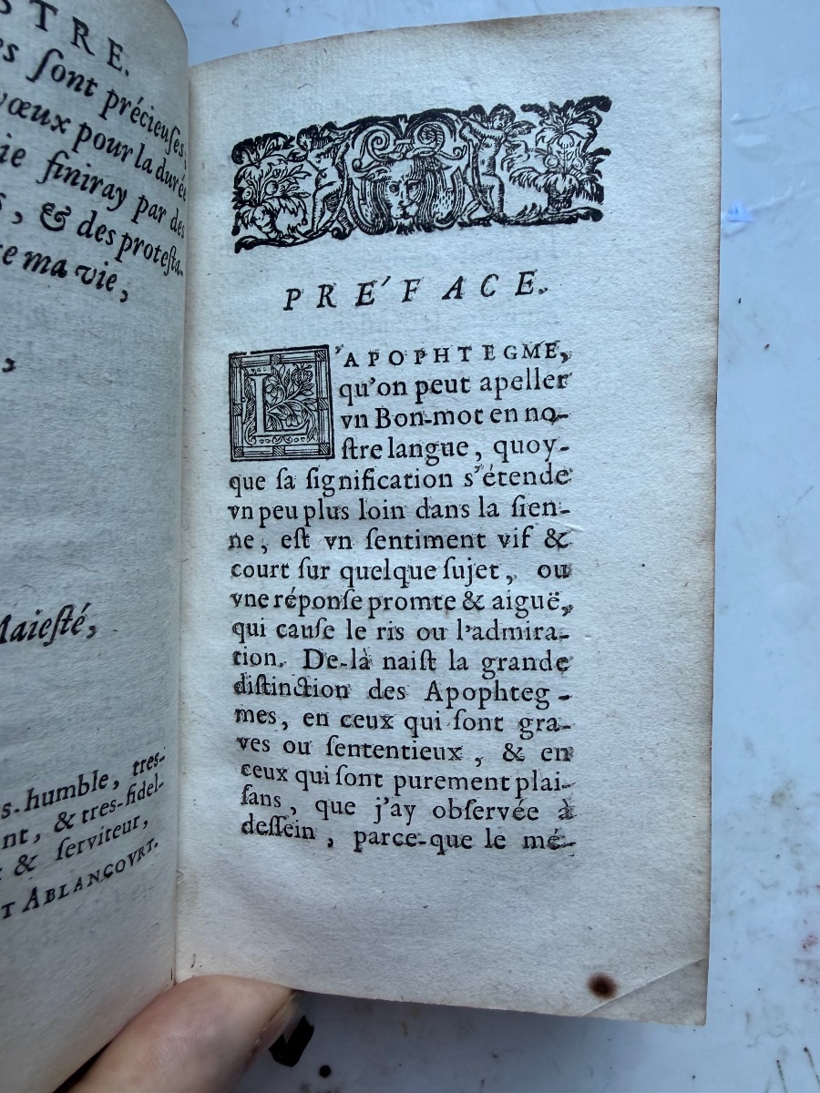 In 12  Armes des Montmorency-Fosseux (1731-1799) "Les Apohtegmes des Anciens" de N. Perrot 1664-photo-6