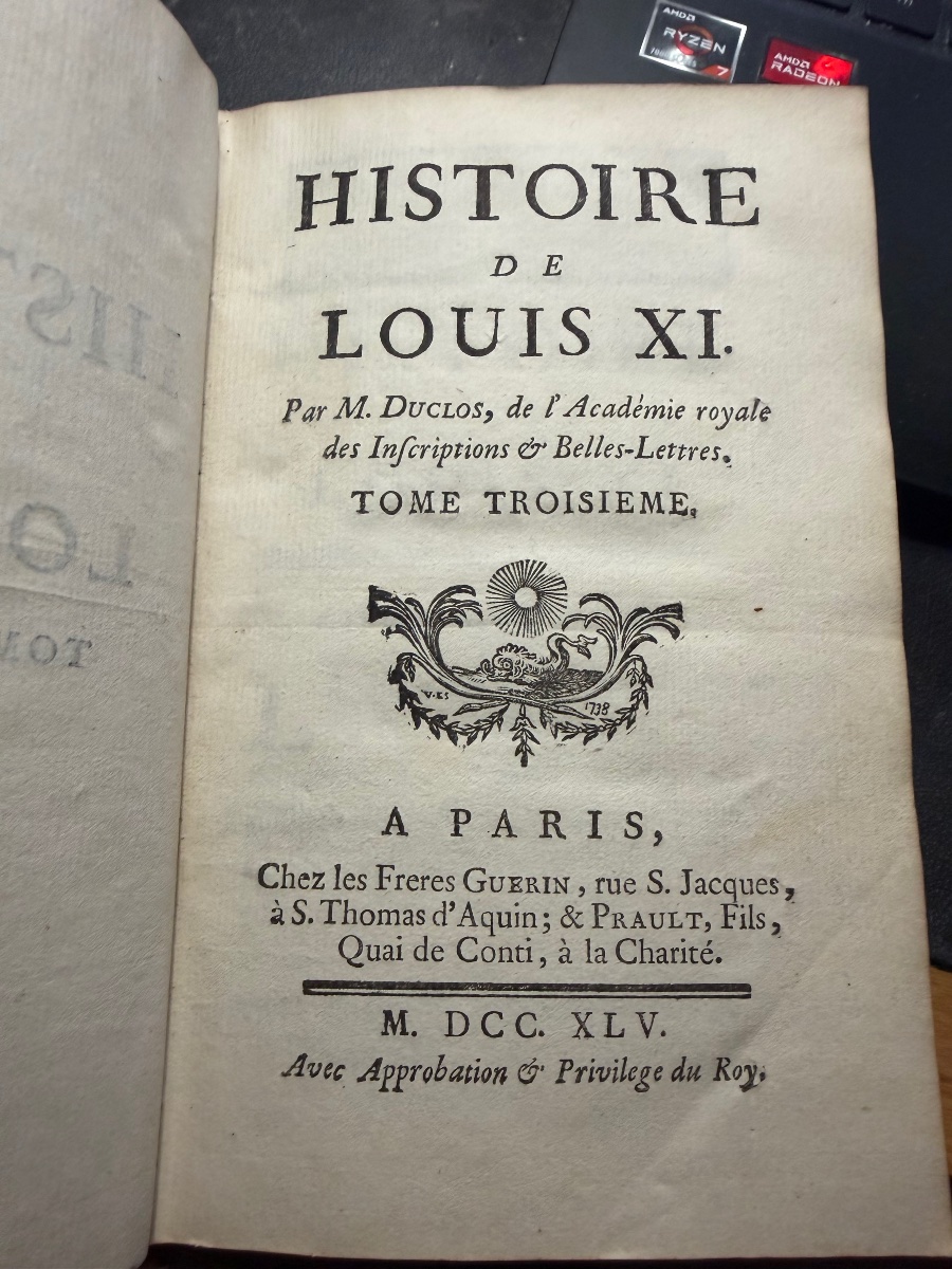 "3 Vol. In 12: History Of Louis XI," Aux Armes, By M. Duclos. Paris, 1745-photo-6