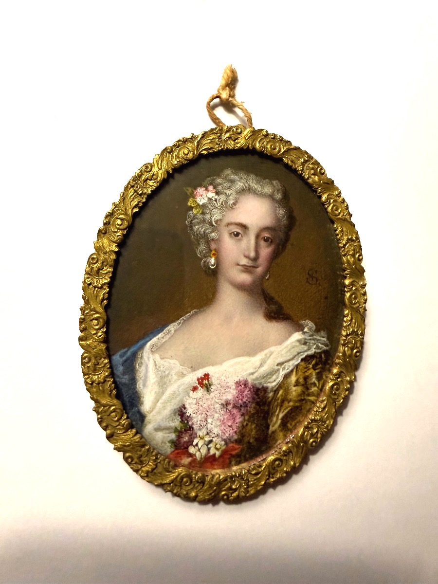 Beau portrait a la miniature  d'une Dame de Cour, ivoire encadré bronze ciselé ,époque Louis XV-photo-3