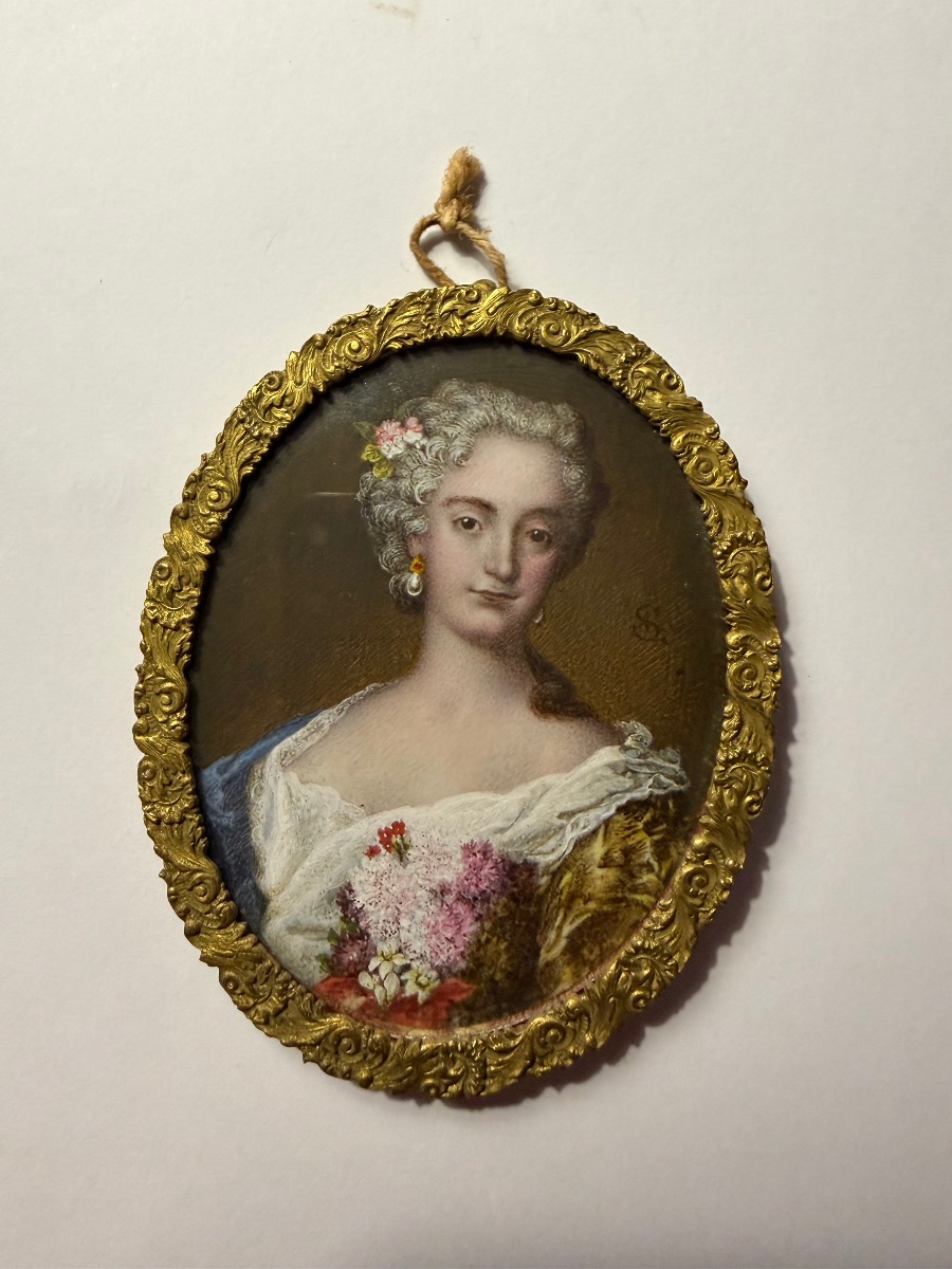 Beau portrait a la miniature  d'une Dame de Cour, ivoire encadré bronze ciselé ,époque Louis XV-photo-2