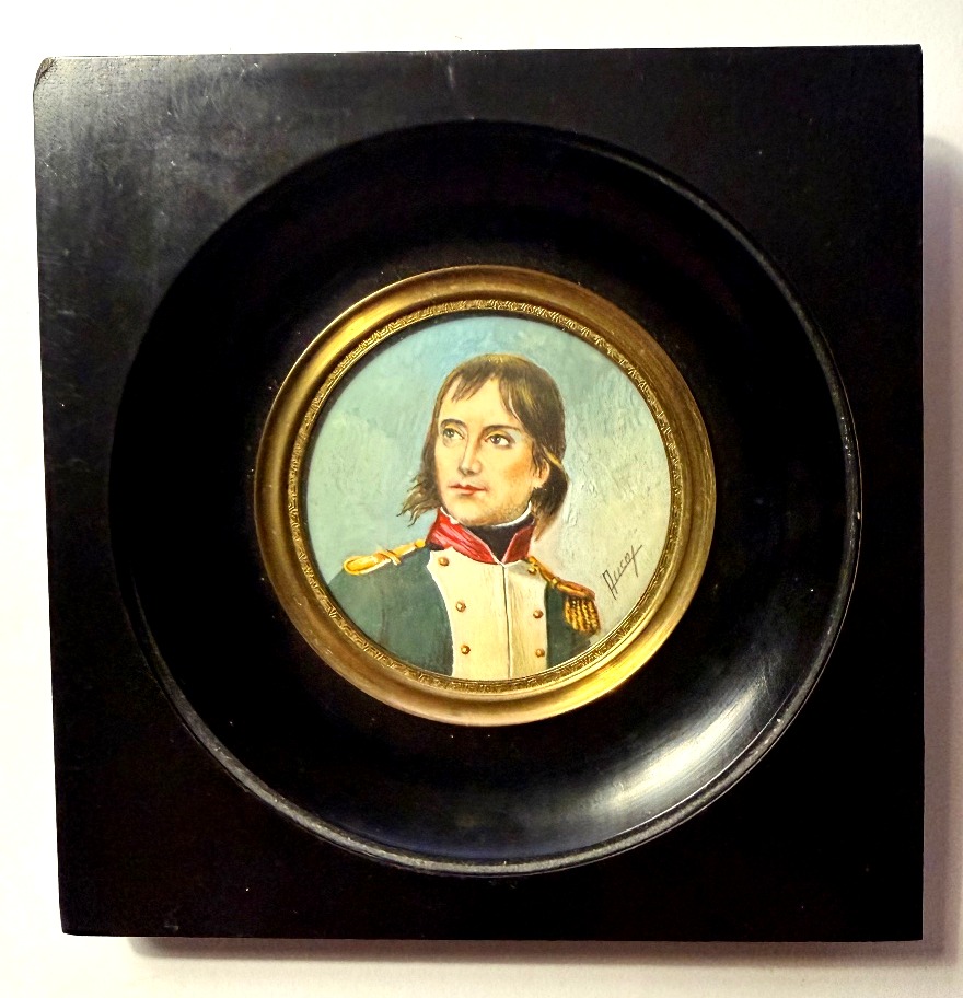  A Fine 19th-century Ivory Miniature, Beautifully Framed, Depicting The Young Officer Bonaparte, Signed By Ausay 