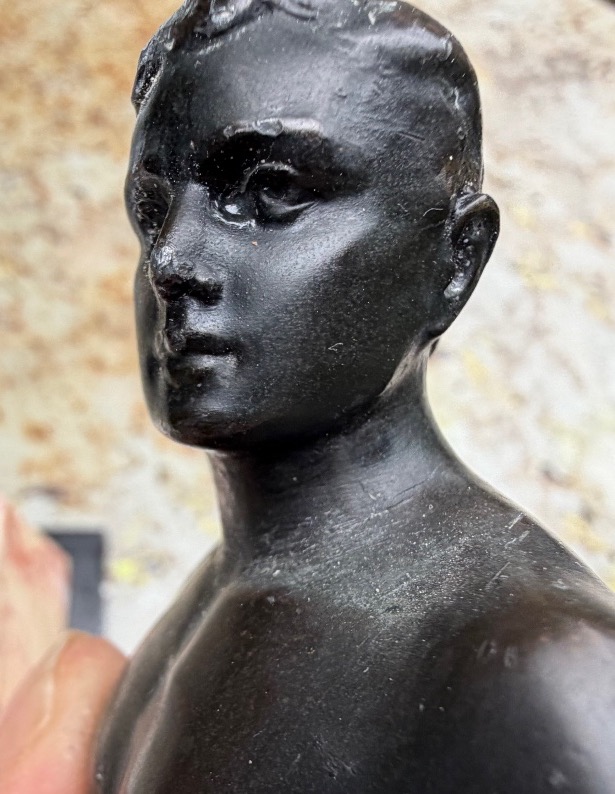 Elegant "fencing Master" Statuette From The 1930s, Mounted On A Marble Base With A Beautiful Bronze Patina-photo-4