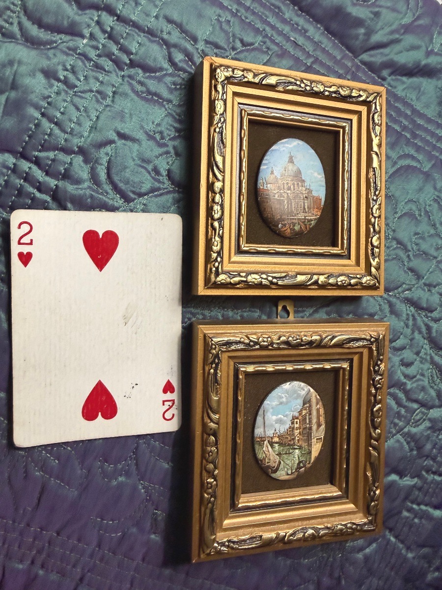 Pair Of Miniature Frames With Oval Enameled Copper Panels Depicting Delicate Views Of Venice From The Early 20th Century-photo-2