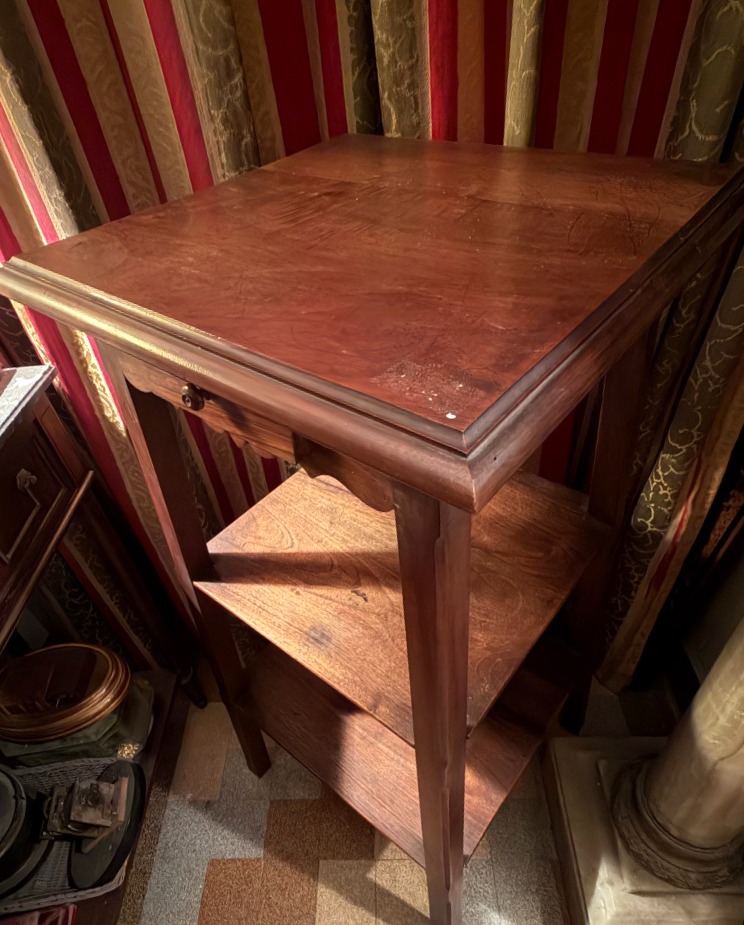 A Substantial, Understated 19th-century Walnut-stained Parlor Sideboard With Three Drawers Set In A Belt-style Frame-photo-2